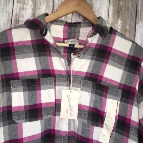 NWT Universal Thread Purple & Black Plaid Button Down - Picture 4 of 5
